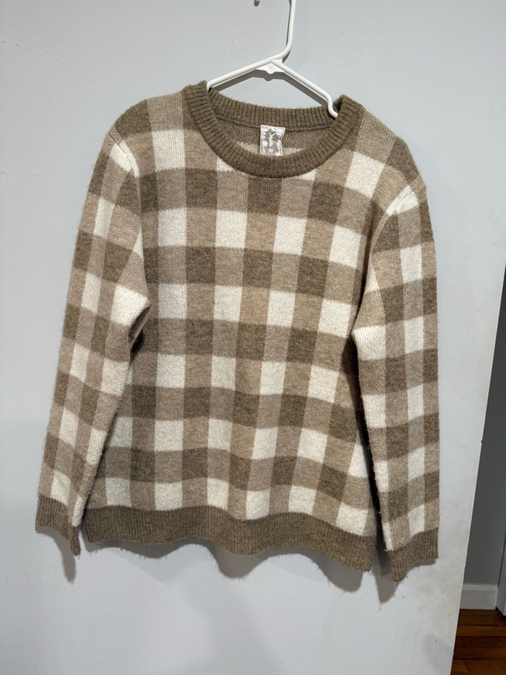 Sadie & Sage Plaid Crewneck Sweater - Cream & Brown